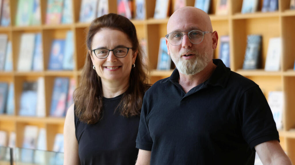 פנאי דניאל דולינגר יעל מולצ'דסקי 