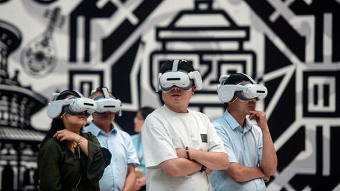 VR experience at the Hangzhou Expo Center VR experience at the Hangzhou Expo Center