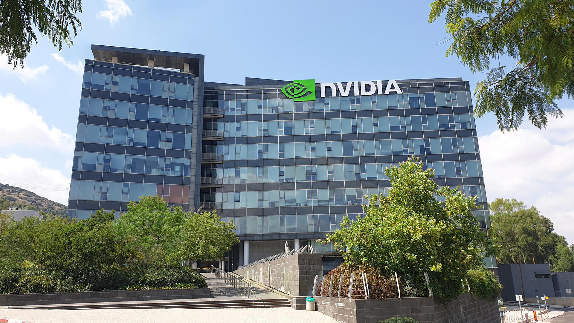 משרדי אנבידיה NVIDIA ביוקנעם
