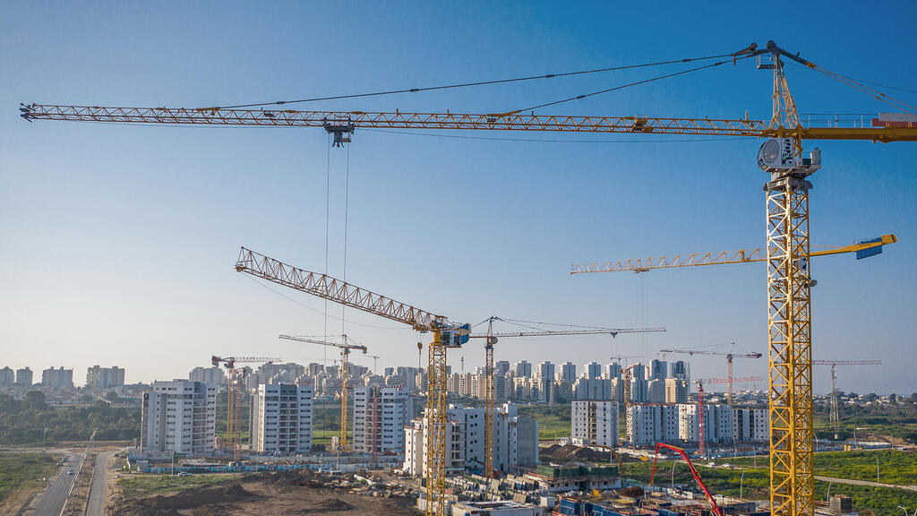 מנופים בנייה ב אשקלון