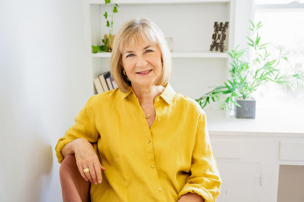 ד"ר גיבסון. "רציתי לתאר קבוצות מסוימות של התנהגויות כדי שאנשים יוכלו להגיד: 'זהו, זה מה שקרה לי, סוף סוף יש שם לחוויה הזו'"