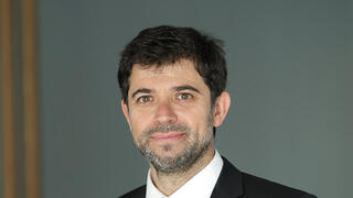 עו"ד ונוטריון ערן עזרא