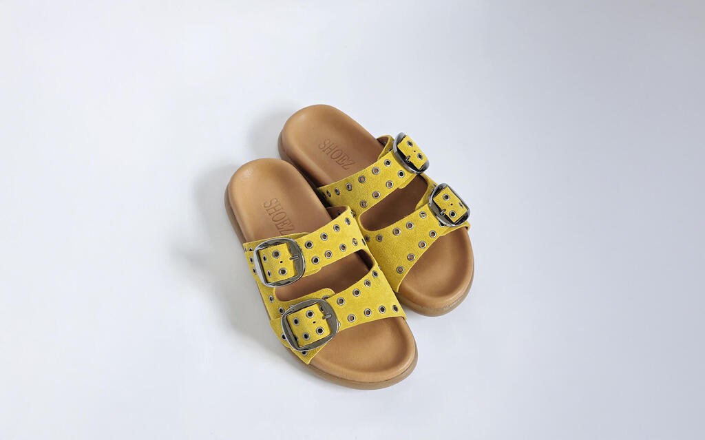 כפכפים של המותג  SHOEZ פנאי