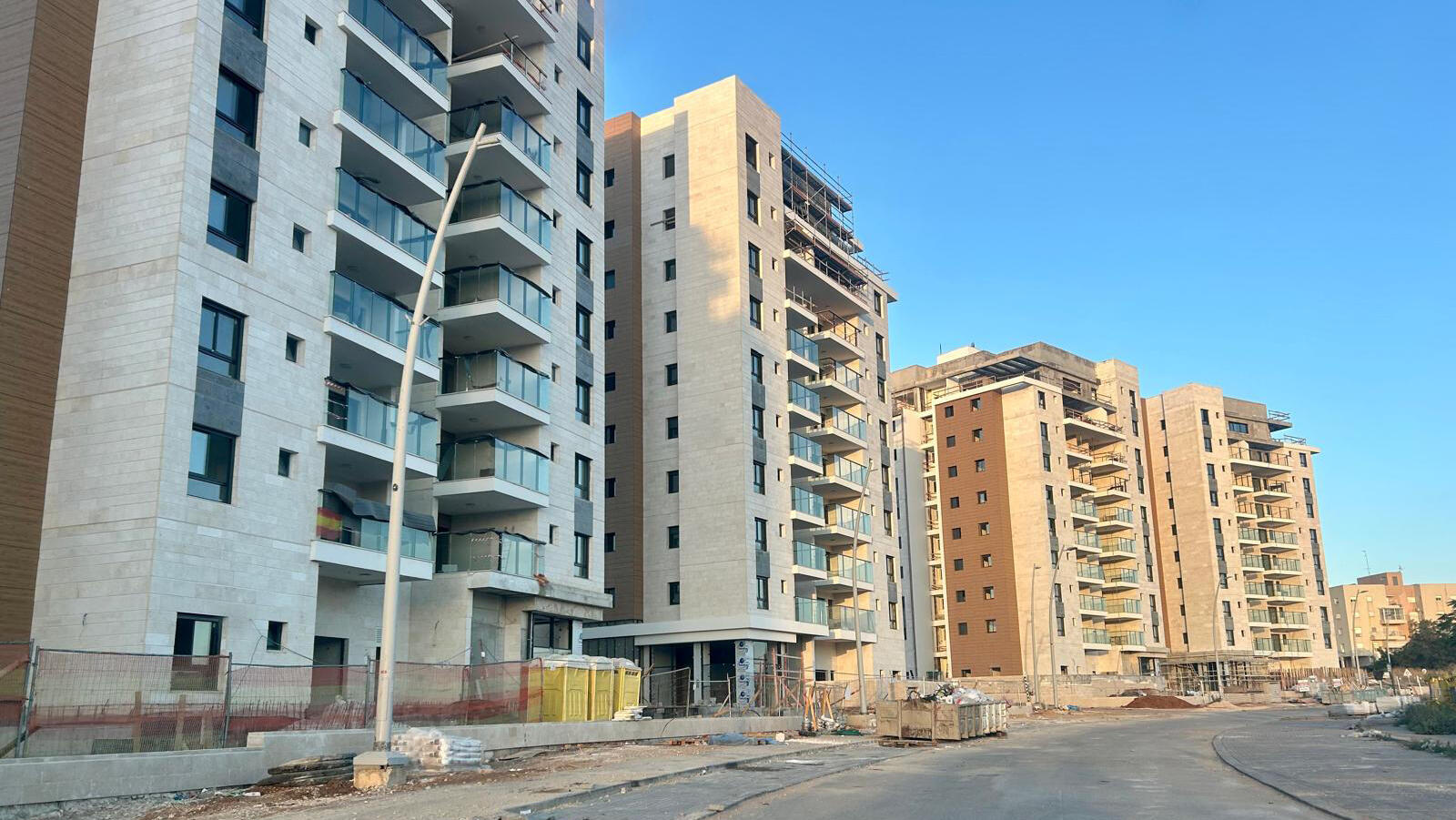 פרויקט בנייה סביון ו אירוס ב נס ציונה של אפריקה ישראל 1