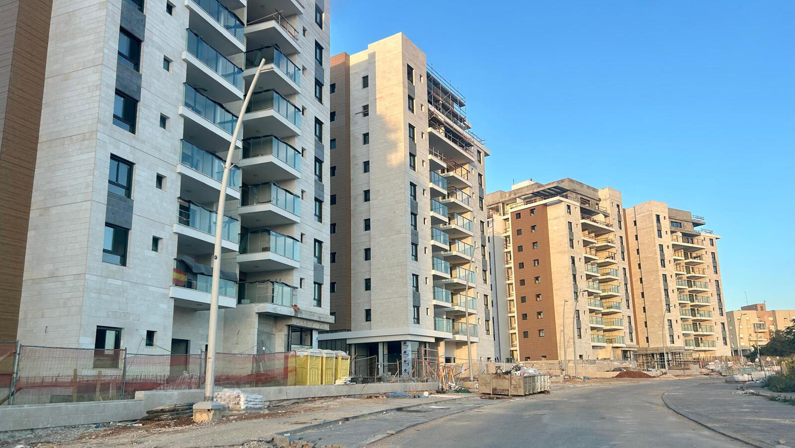 פרויקט בנייה סביון ו אירוס ב נס ציונה של אפריקה ישראל 1