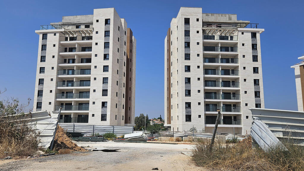 פרויקט בנייה סביון ו אירוס ב נס ציונה של אפריקה ישראל 2