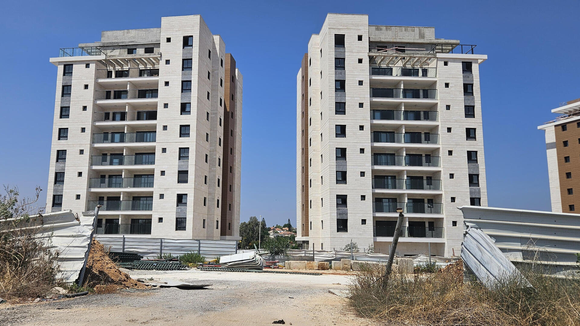 פרויקט בנייה סביון ו אירוס ב נס ציונה של אפריקה ישראל 2