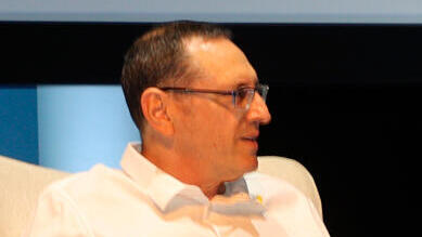 כנס כלכלית לאומית - עמית בירמן מנכ"ל שיכון ובינוי בשיחה עם עמיר קורץ כלכליסט