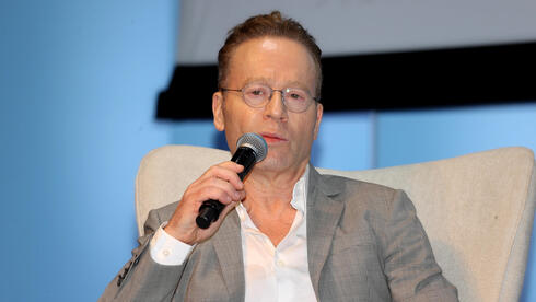 שלוש חבילות אופציות שניתנו באובר־רולינג הניבו לאיתמר דויטשר רווח של 65 מיליון שקל