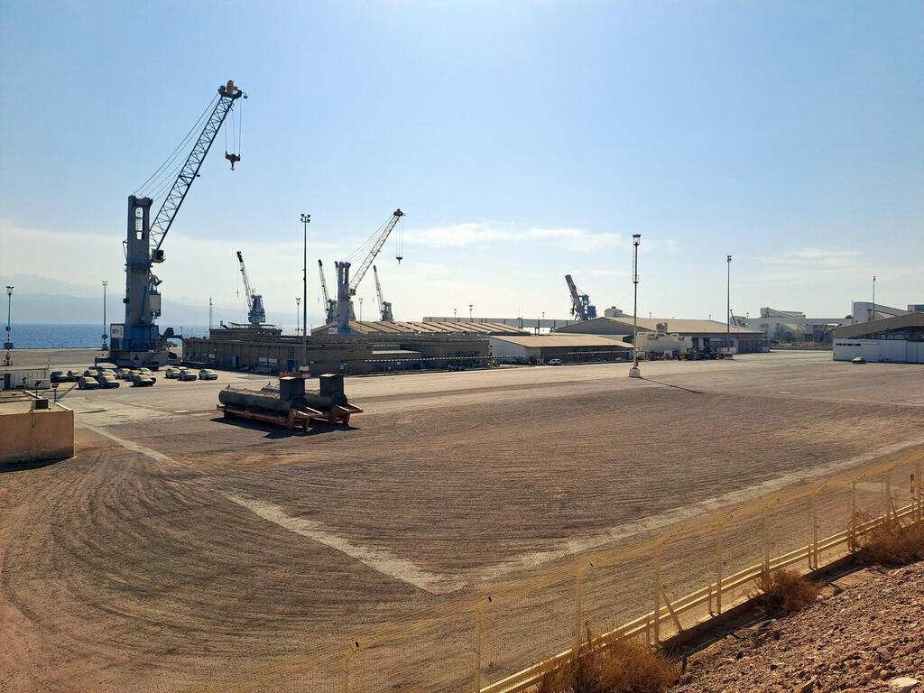 נמל אילת ריק