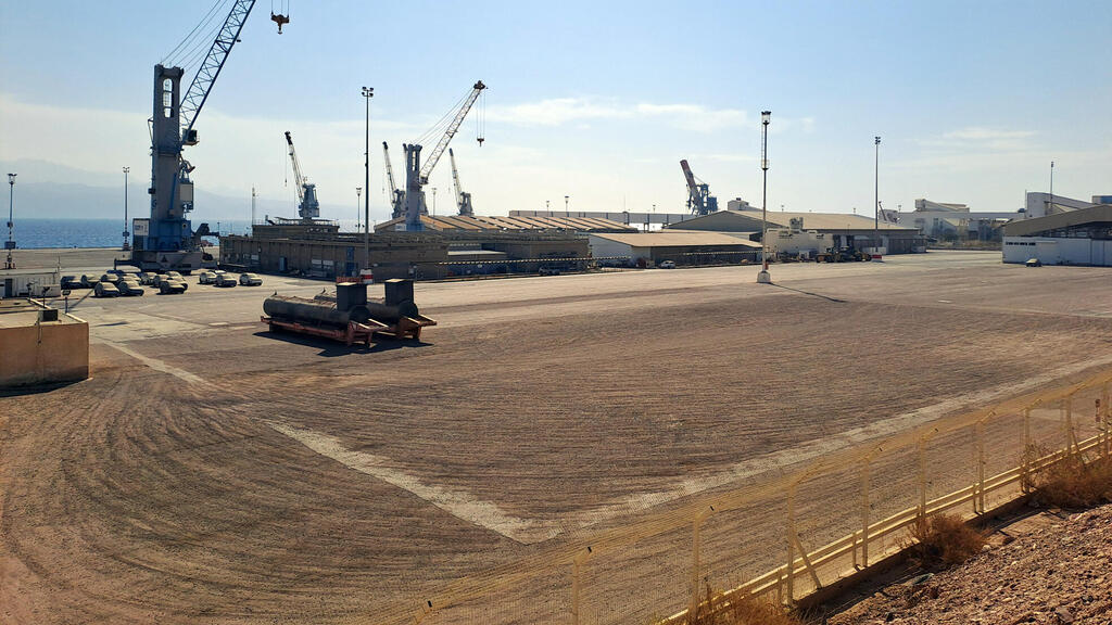 נמל אילת ריק