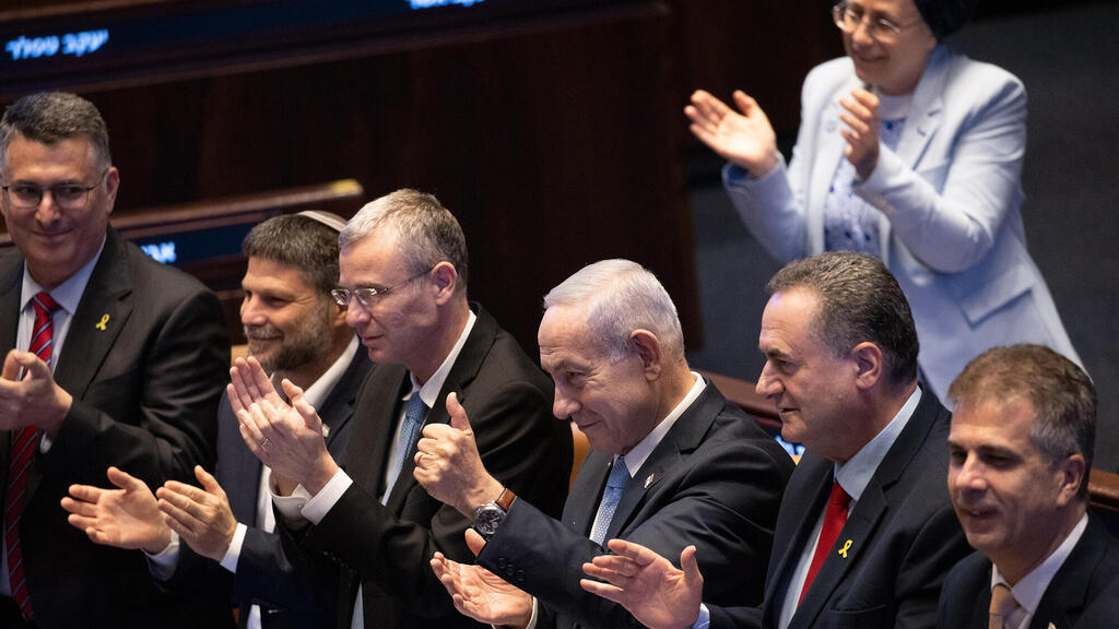 מימין אלי כהן  ישראל כץ בנימין נתניהו  יריב לויןבצלאל סמוטריץ  גדעון סער 