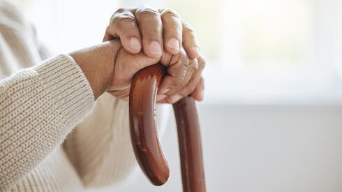 "חיכה שתאסוף את הכסף": כשהונאות הקשישים דוברי הרוסית פוגשות את אוזלת היד של המשטרה