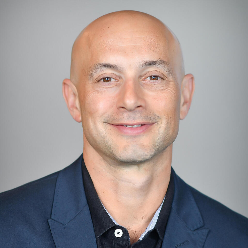 רו"ח נדב גיל דלויט ישראל