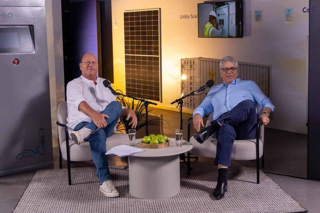 מימין, משה ממרוד, מנכ"ל ובעלים קבוצת תדיראן, משמאל אביב לביא (צילום: יותם רוזנטל) מימין, משה ממרוד, מנכ"ל ובעלים קבוצת תדיראן, משמאל אביב לביא