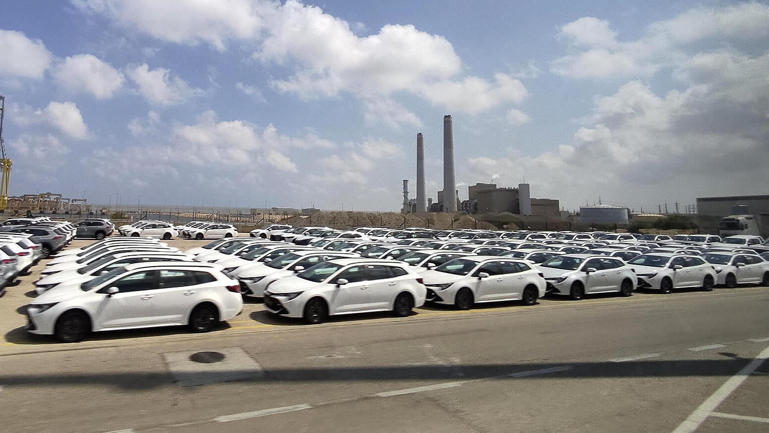 מכוניות חדשות רכבים חדשים ב נמל אשדוד