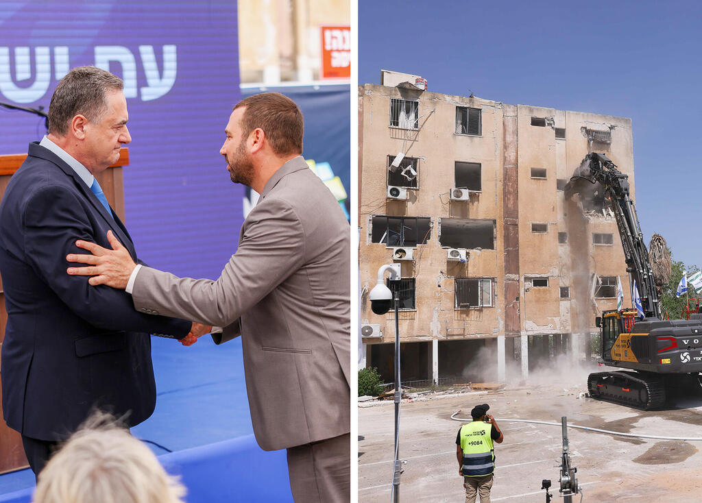 שר הביטחון ישראל כ"ץ וראש עיריית חולון שי קינן לצד טקס ה הריסה של ה מבנים ב חולון ש נפגעו מה טיל ה איראני
