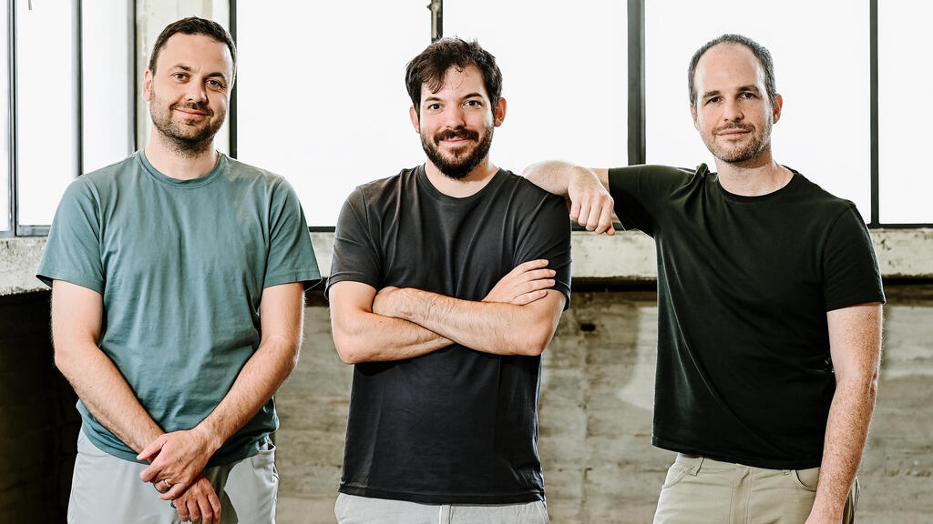 מייסדי Legion Security ליג'ן סקיוריטי מימין המנכ"ל עילי אברמוביץ אייל פישר ו מיכאל גלדישב