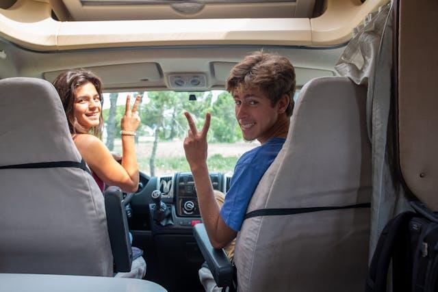 כשהחיים על גלגלים: איך אפשר לחסוך בעלויות הביטוח? (pexels) כשהחיים על גלגלים: איך אפשר לחסוך בעלויות הביטוח?