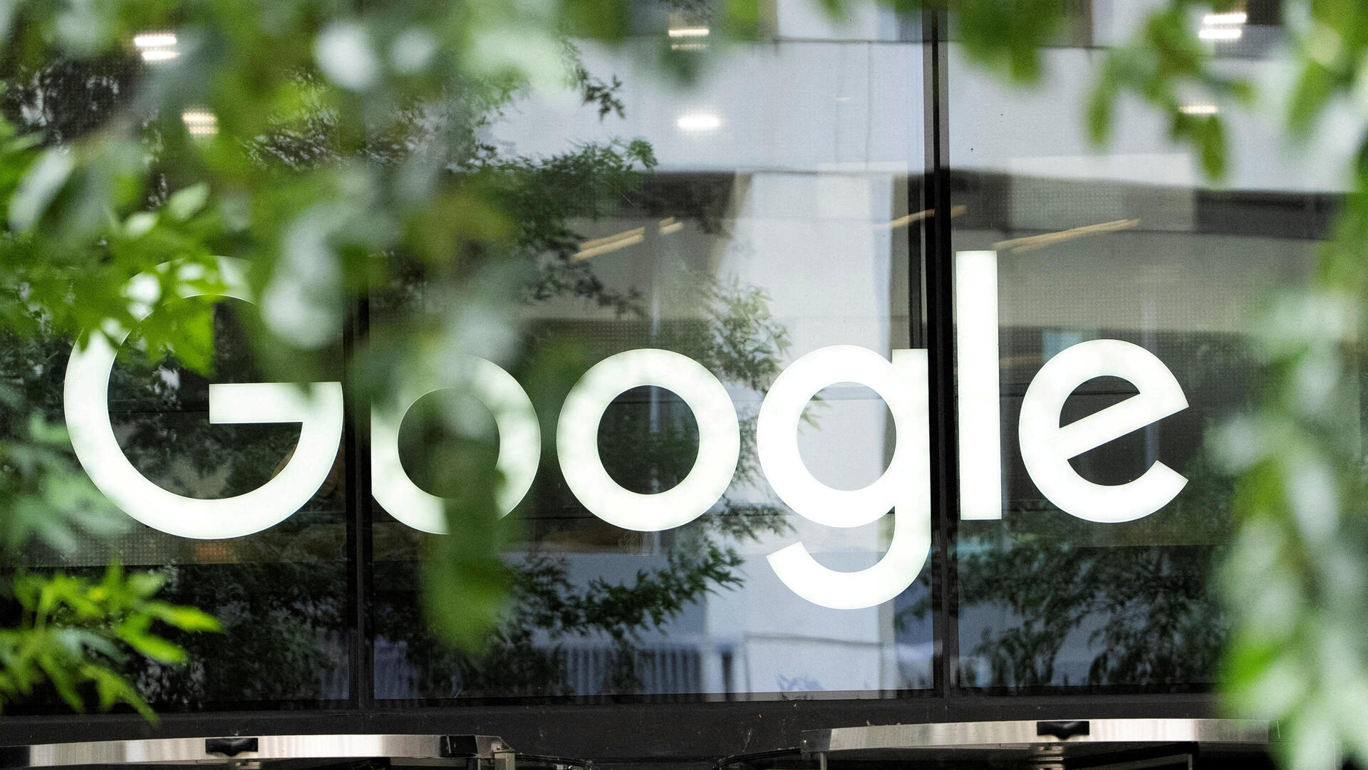 משרדי גוגל Google בלונדון