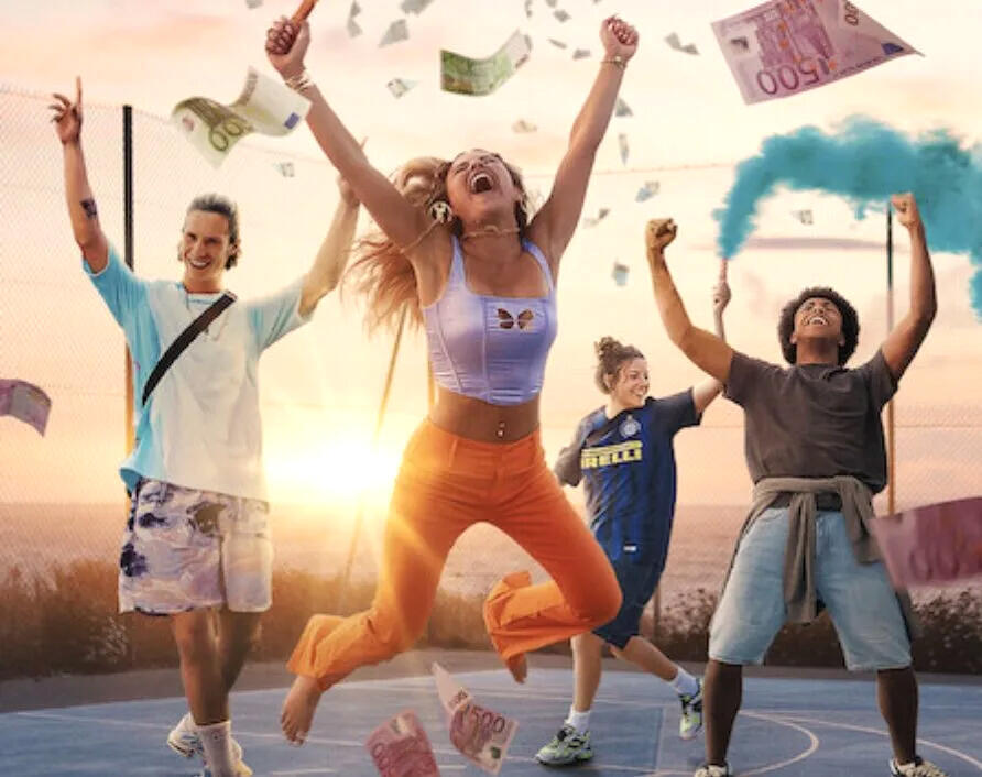 פנאי צעירים ועשירים סדרה