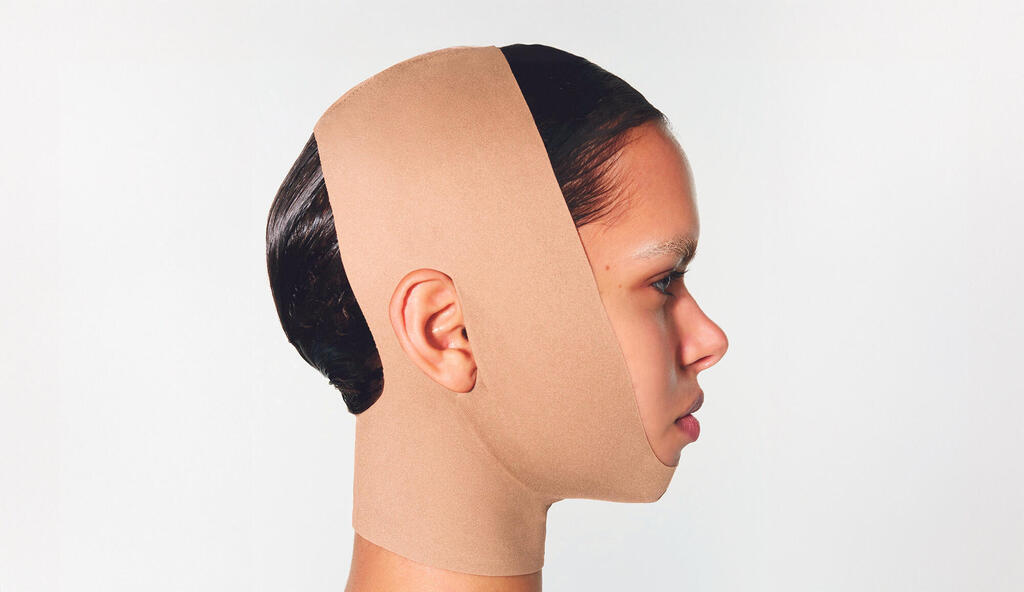 מחטב הפנים של SKIMS של קים קרדשיאן פנאי