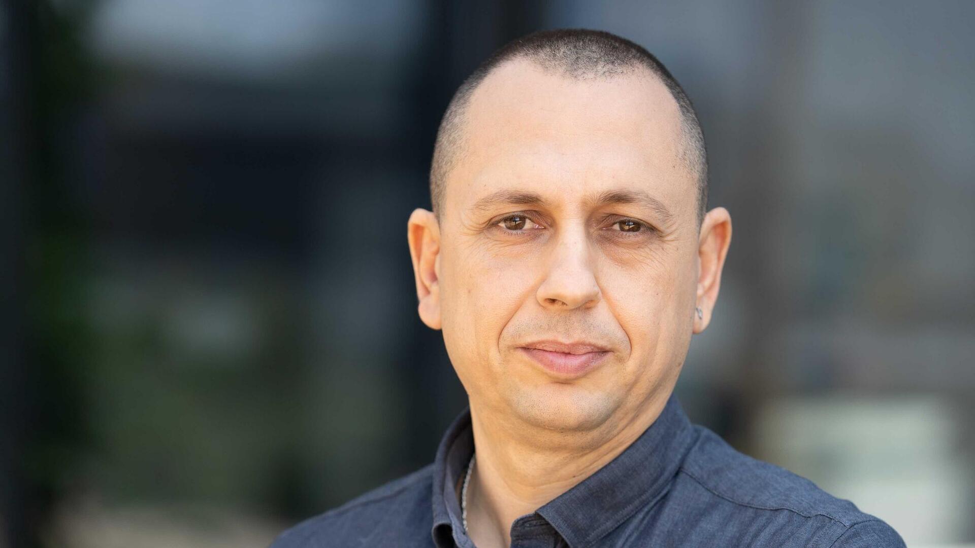 דימה טאטור חברת Commit