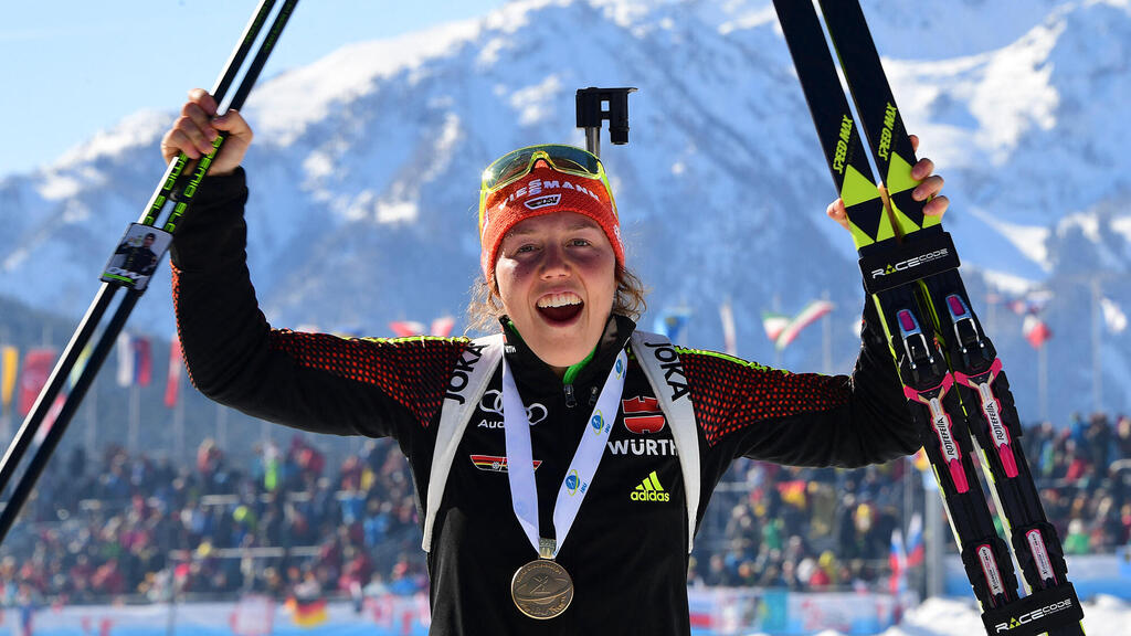 פנאי האתלטית האולימפית המעוטרת לאורה דאלמייר