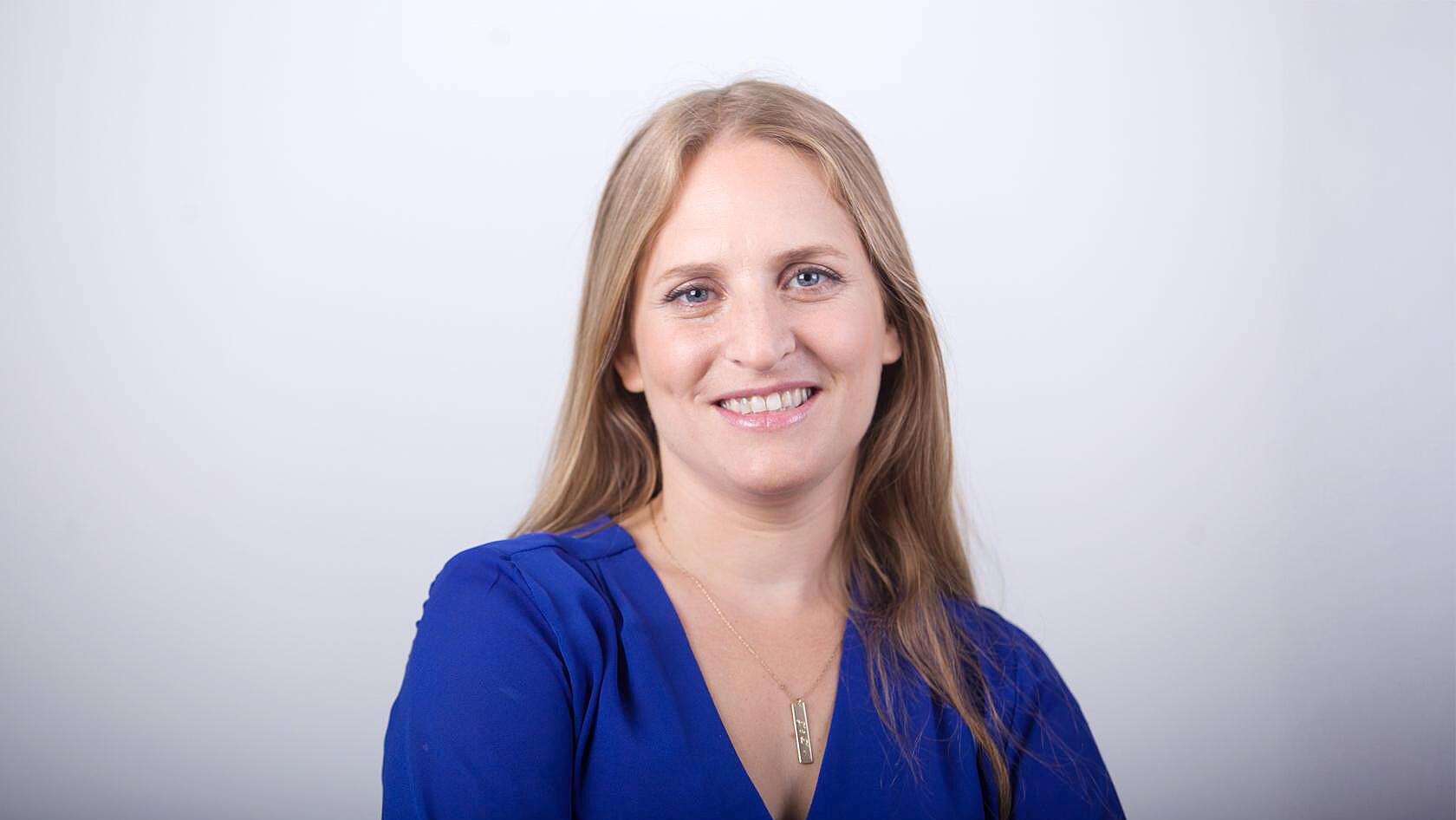 דקלה קפצן קרן נוקד