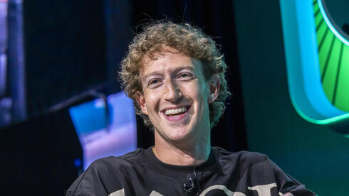 Mark Zuckerberg 