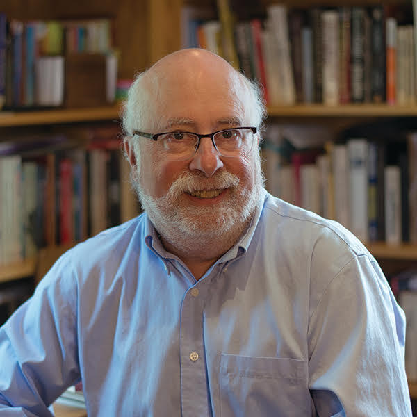 סטרן. "כדי לנווט בעולם הזה, צריך להבין ולדמיין את נקודת המבט של האחר גם אם אתה תומך בצד מסוים"