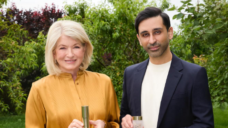 מרתה סטיוארט עם Dr. Dhaval Bhanusali