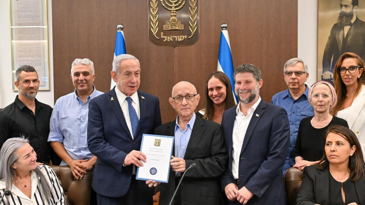 ועדת נגל מוסרת דו"ח AI לנתניהו