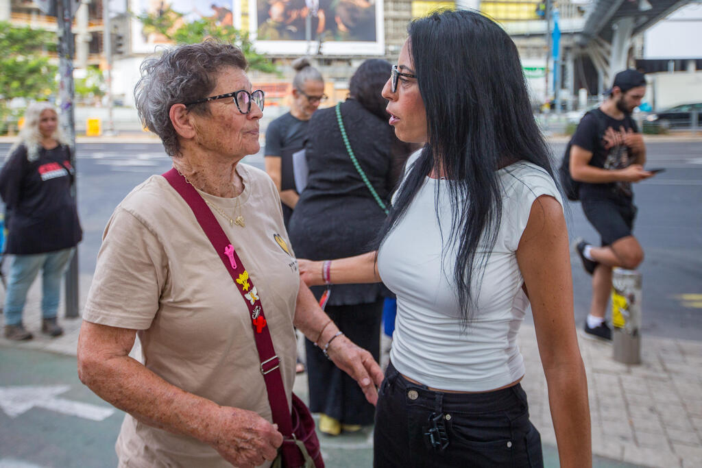 עינב צנגאוקר ו שורדת השבי יוכבד ליפשיץ 9.8.25 בשער בגין