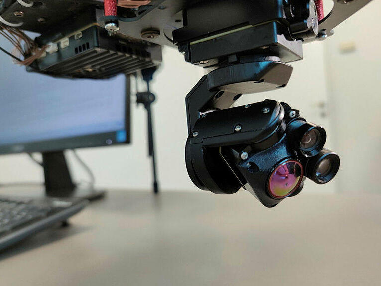 מצלמת רחפנים נקסט ויז'ן נקסט ויזן 