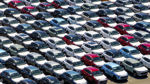 המותגים הסיניים דומים, המחירים יורדים והצרכן יושב על הגדר