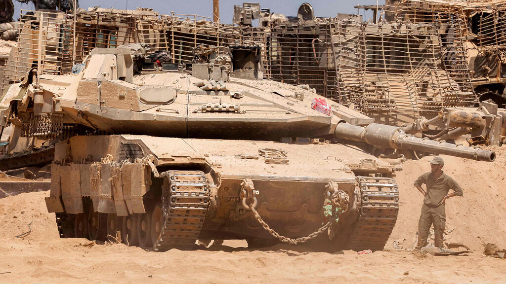 טנק מרכבה ב עזה בעל מנוע גרמני