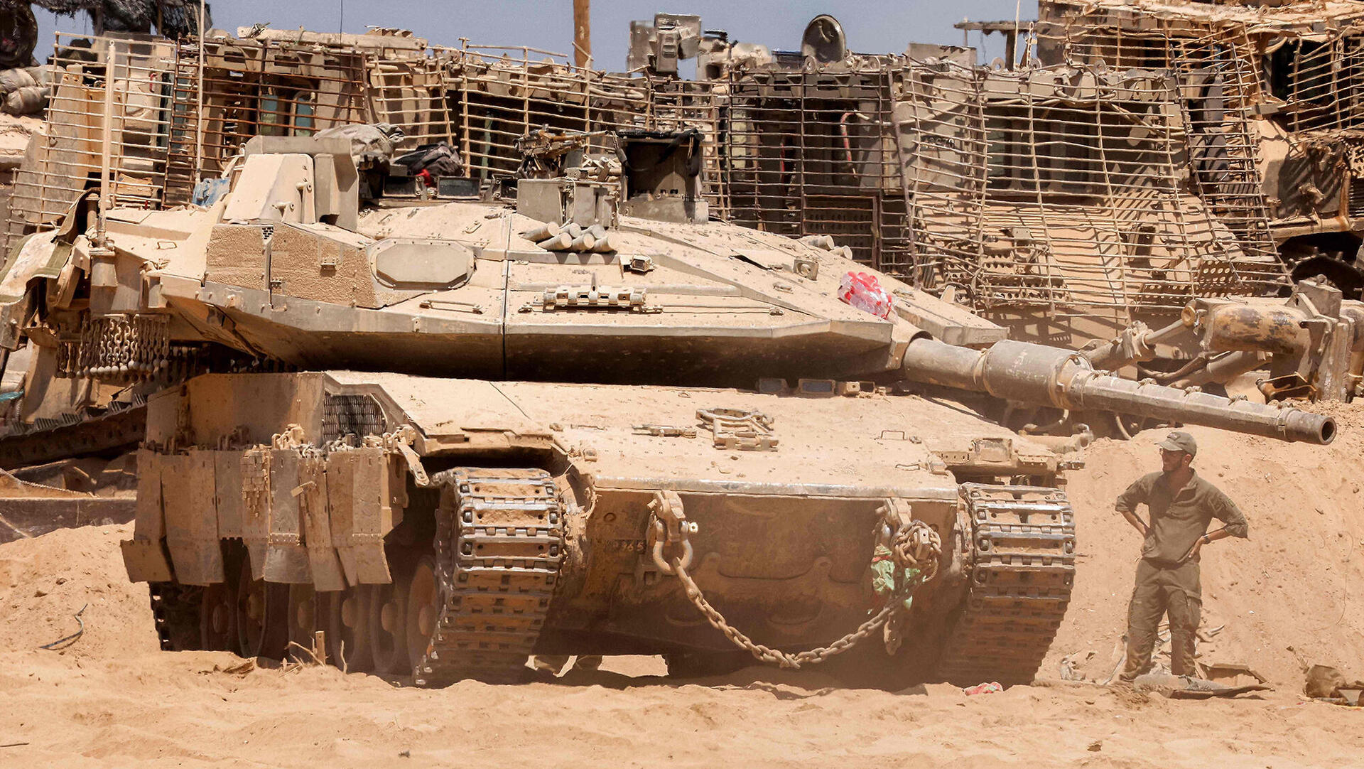 טנק מרכבה ב עזה בעל מנוע גרמני