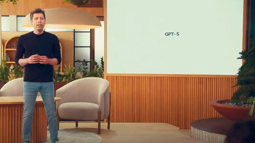  מנכ"ל OpenAI סם אלטמן מציג את GPT5 ChatGPT 
