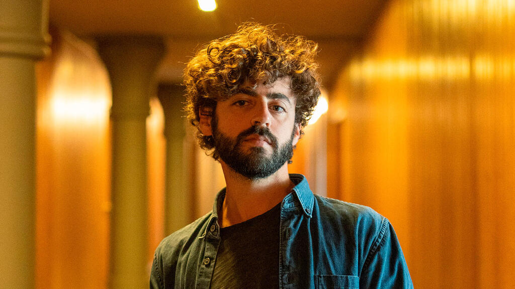 פנאי אריה הספרי במאי קולנוע 