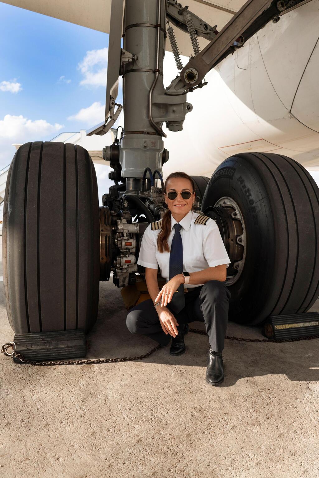 סמדר שכטר, הקברניטה הראשונה באל על 