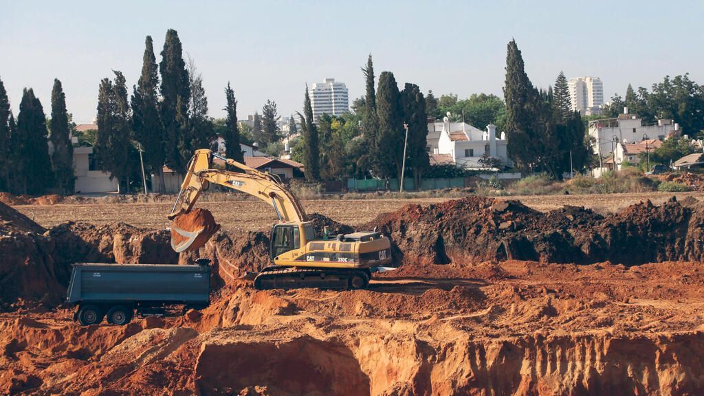 עבודות עפר לסלילת כבישים בשרון
