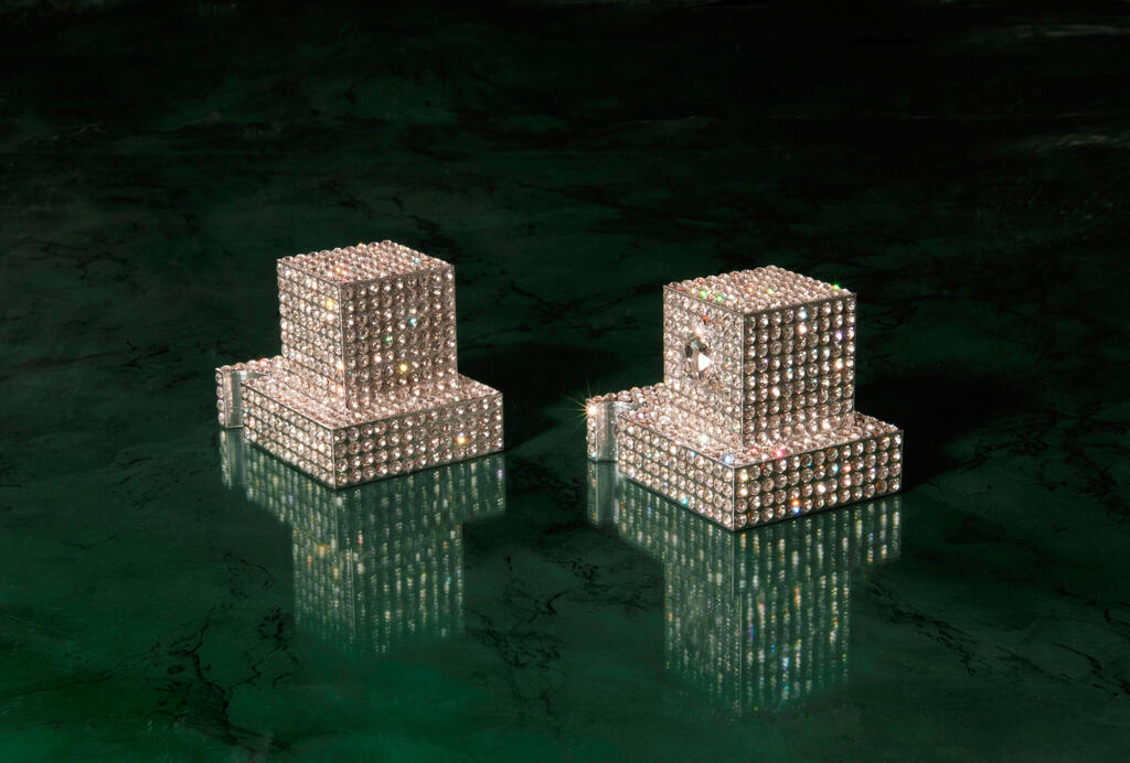 פנאי יצירות של כליפה תפילין מעוטרים