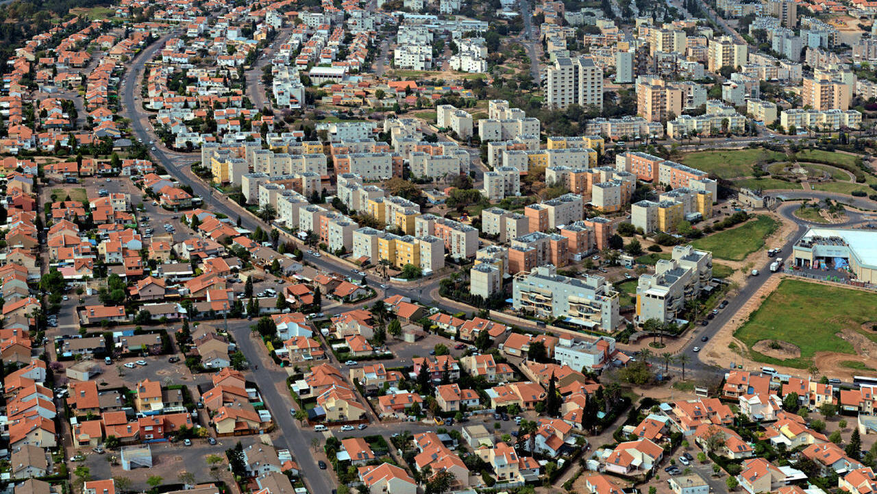 צילום אווירי של העיר קריית גת 