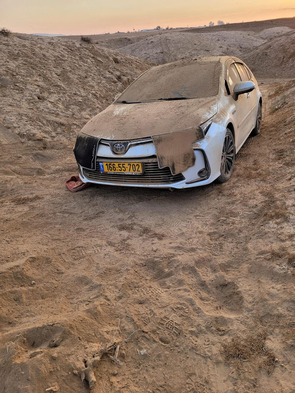 רכב מכונית גנובה שנמצאה