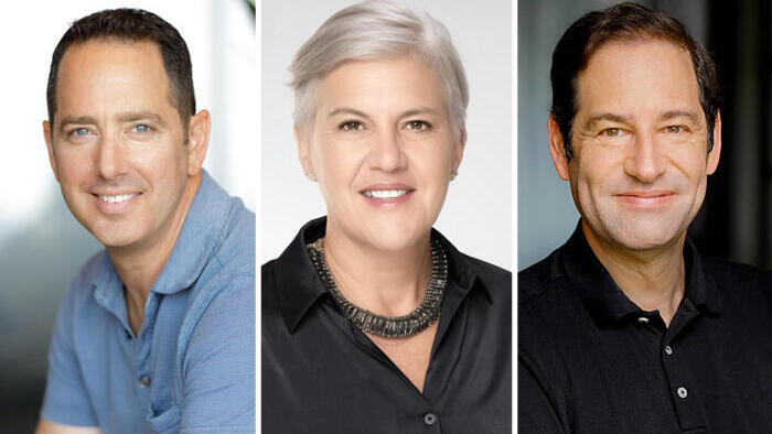 The legitimacy paradox: What drives or destroys tech sectors