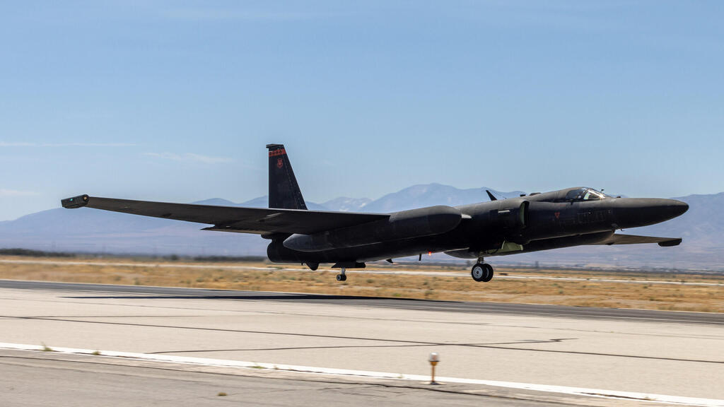 הקברניט מטוס ריגול U2