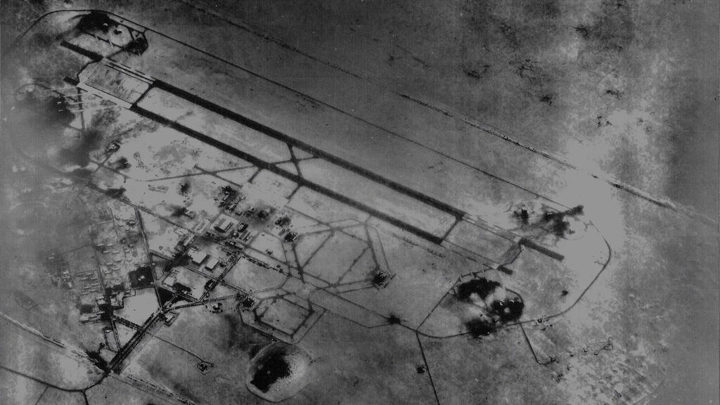 הקברניט מטוס ריגול U2