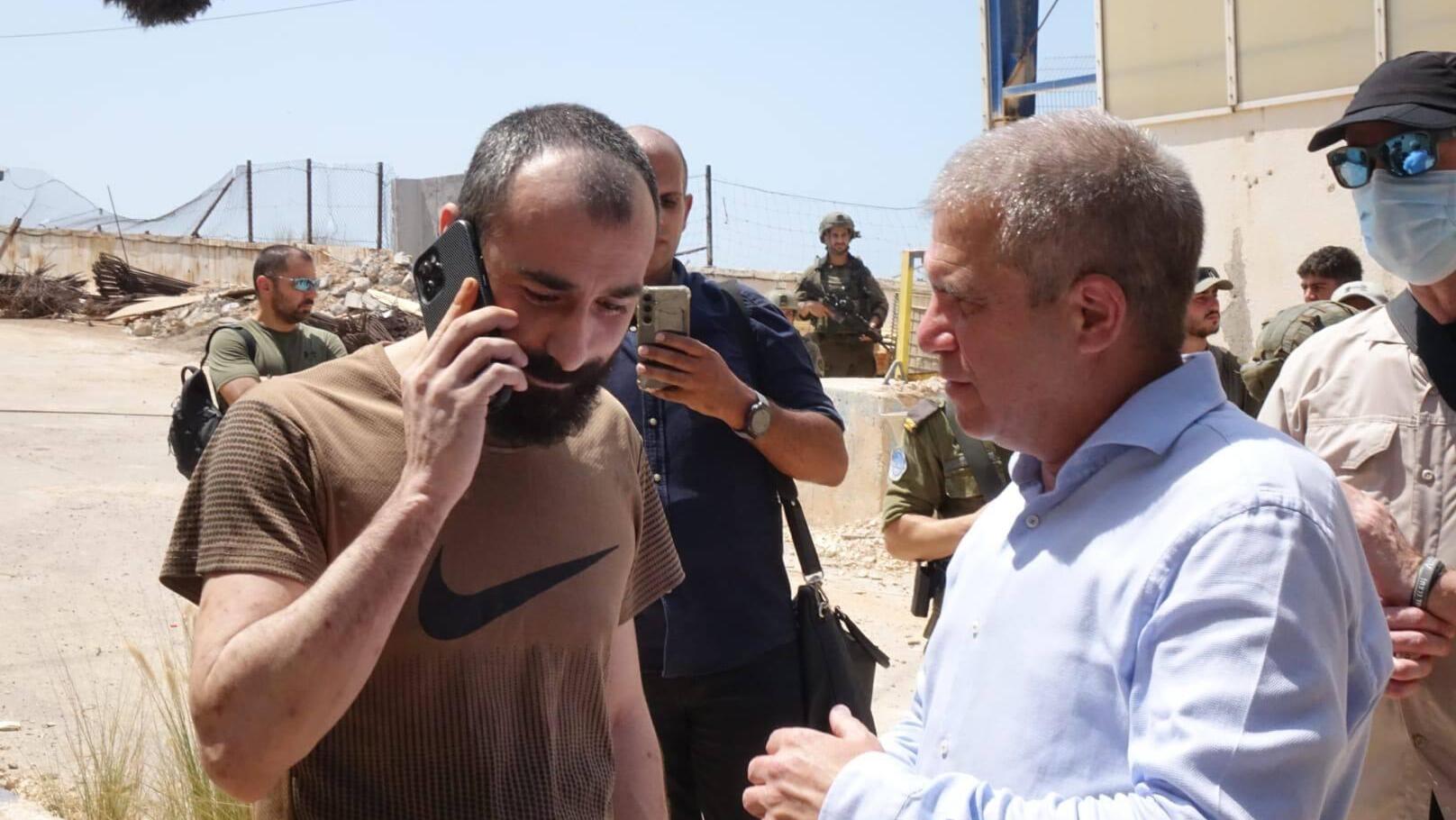 מתאם השו"נ גל הירש עם סלאח אבו חסיין שהושב מ לבנון 21.8.25