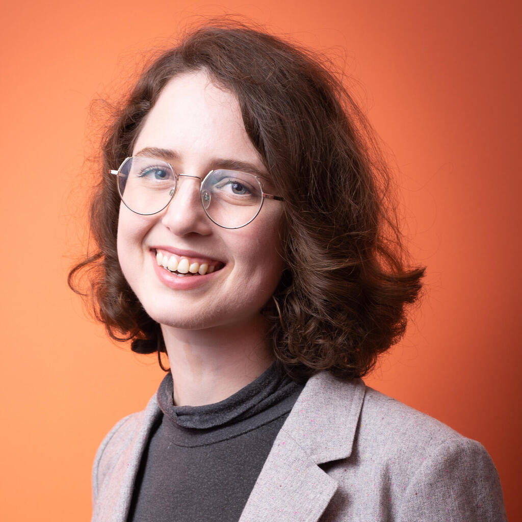 ניקול לוין ניקול לוין בכירה בחברת AI